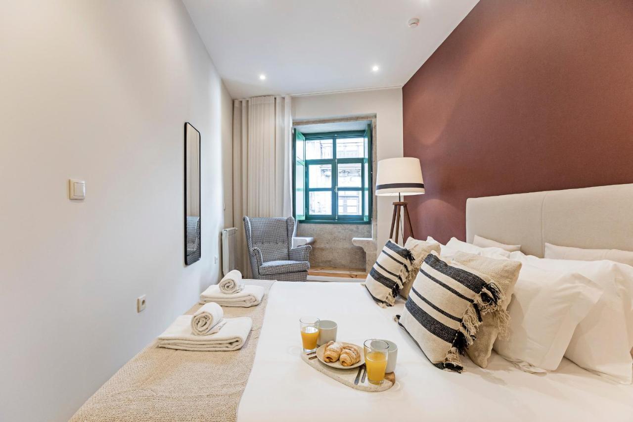 Brand New 4Br W/ 200Yrs Of History In Central Porto By Lovelystay Ngoại thất bức ảnh