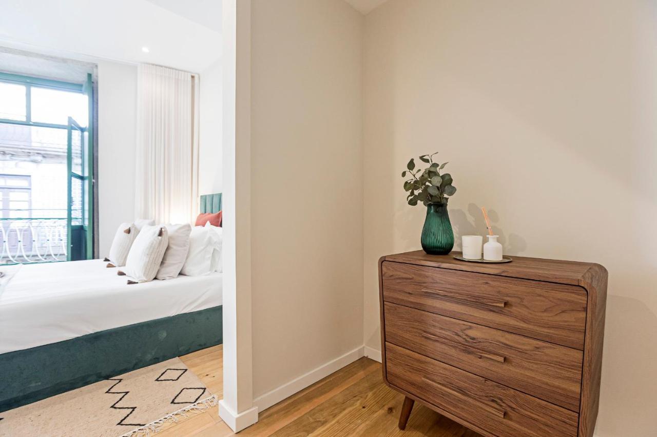 Brand New 4Br W/ 200Yrs Of History In Central Porto By Lovelystay Ngoại thất bức ảnh