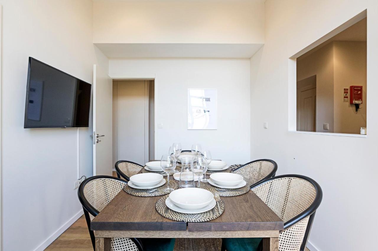 Brand New 4Br W/ 200Yrs Of History In Central Porto By Lovelystay Ngoại thất bức ảnh